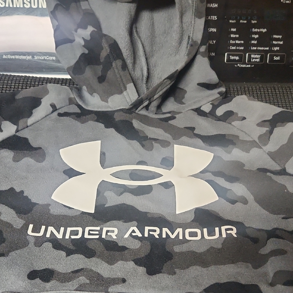 Under Armour Gray Camo Hoodie